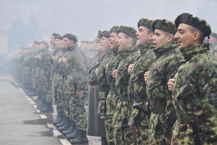 gasic:-“polaganje-zakletve-predstavlja-zavet-na-odanost-otadzbini”!-mladi-ljudi-koji-su-danas-pred-nama-cascu-jemce-da-ce-uvek-stajati-na-braniku-slobode-srbije