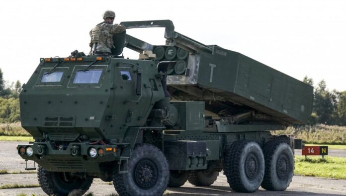 himars-sa-dometom-od-1000-km:-amerikanci-zele-da-znatno-unaprede-svoju-dalekometnu-artiljeriju-(video)