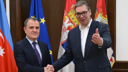 vucic-sa-sefom-diplomatije-azerbejdzana-o-ekonomskoj-saradnji-i-zajednickim-planovima