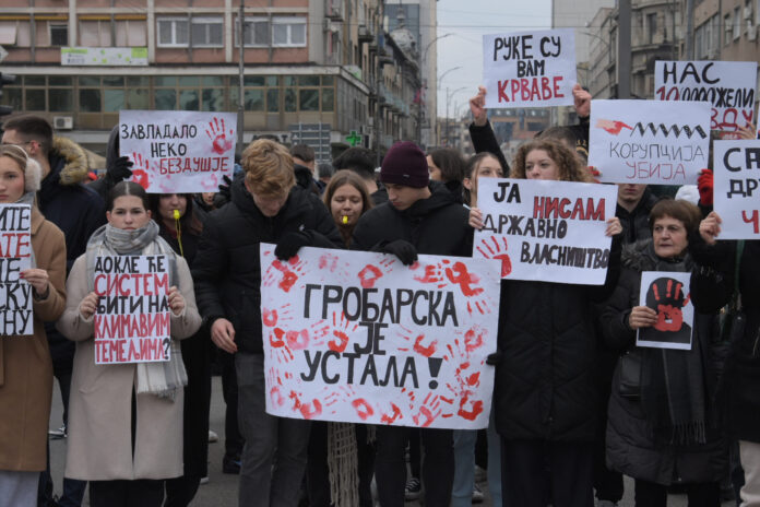 studenti-zastaju-sutra-u-nisu-na-15-minuta-i-organizuju-izlozbu-tunel-straha