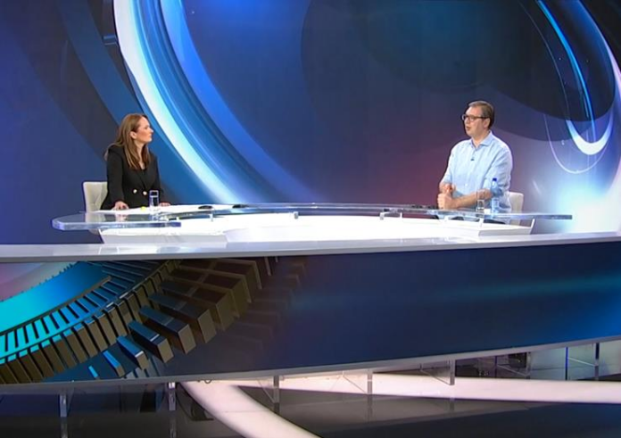 pola-sata-koje-ne-smete-da-propustite!-ovako-je-vucic-zgazio-rts:-jasnim-argumentima-na-provokacije-novinarke-–-snimak-koji-morate-da-pogledate-(video)