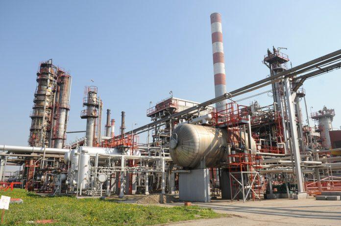 “test-za-sve-nas!”-micovic:-situacija-sa-nis-om-prilika-da-se-rafinerija-u-pancevu-vrati-u-srpske-ruke