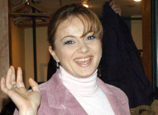 PEVAČICA IMALA 115 KG, PA SMRŠALA NA 65 Otkrila kako joj je to pošlo za rukom: “Zbog zdravstvenog problema sina sam se gojila” pevacica-imala-115-kg,-pa-smrsala-na-65-otkrila-kako-joj-je-to-poslo-za-rukom:-“zbog-zdravstvenog-problema-sina-sam-se-gojila”