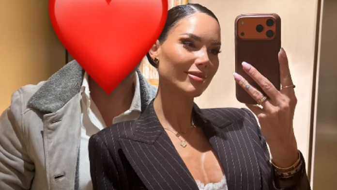 “vidim-ga-kao-oca-svog-deteta”-iva-grguric-do-usiju-zaljubljena!-pokazuje-njegov-lamborgini,-a-tek-da-vidite-dva-sata-(foto)