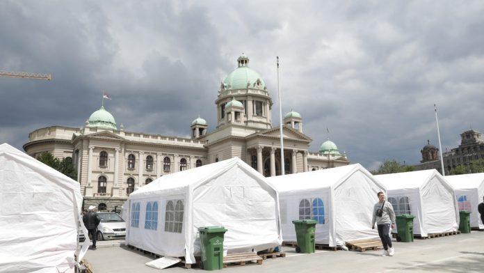 oglasio-se-mup-o-navodima-da-su-policijski-sluzbenici-“odbili-da-obezbeduju-cacilend”