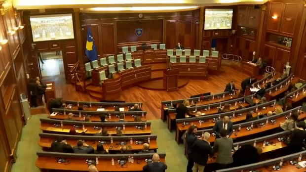 Српска-листа-добила-спор-са-ЦИК-ом-у-Приштини,-Курти-се-нада-новогодишњим-гласовима