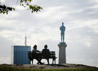 U Srbiji danas pretežno sunčano, temperatura do 13 stepeni u-srbiji-danas-pretezno-suncano,-temperatura-do-13-stepeni