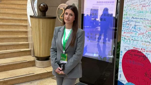 Од-Параћина-до-Кине-–-Јована-победила-у-беседништву-на-енглеском