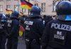 ODRŽANE LEVIČARSKE DEMONSTRACIJE U BERLINU: Demonstranti udarili na snage reda, povređeno osam policajaca odrzane-levicarske-demonstracije-u-berlinu:-demonstranti-udarili-na-snage-reda,-povredeno-osam-policajaca