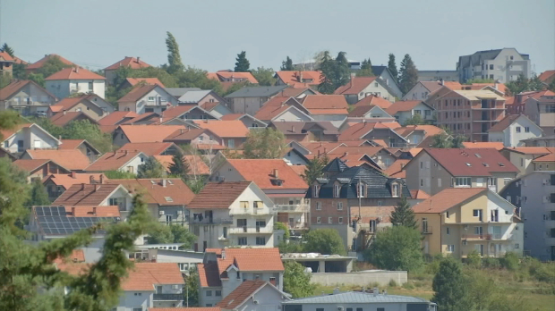 Велики-одзив-грађана-за-упис-права-својине-на-неукњижене-објекте,-првог-дана-поднето-19.000-захтева