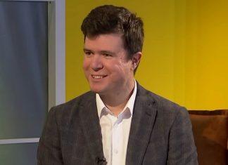 NA SVETOG NIKOLU DOBIO SINA Oglasio se naš reditelj, objavio sliku sa bebom iz porodilišta: “Dobrodošao sine” na-svetog-nikolu-dobio-sina-oglasio-se-nas-reditelj,-objavio-sliku-sa-bebom-iz-porodilista:-“dobrodosao-sine”