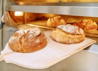 RASEKAO VEKNU HLEBU, A ONDA MU SE ŽIVOT ZGADIO! Neprijatno iskustvo u Šapcu: “Kupljen je u prodavnici mešovite robe” – komentari samo PLJUŠTE! (FOTO) rasekao-veknu-hlebu,-a-onda-mu-se-zivot-zgadio!-neprijatno-iskustvo-u-sapcu:-“kupljen-je-u-prodavnici-mesovite-robe”-–-komentari-samo-pljuste!-(foto)