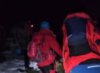 (VIDEO) SPASIOCI SATIMA POKUŠAVAJU DA IZVUKU TELO POGINULOG PLANINARA Drama na Visočici: Muškarac prijavio da mu je prijatelj PAO I UMRO (video)-spasioci-satima-pokusavaju-da-izvuku-telo-poginulog-planinara-drama-na-visocici:-muskarac-prijavio-da-mu-je-prijatelj-pao-i-umro