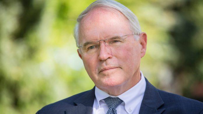 “vazno-je-pomoci-srbiji-da-se-udalji-od-ove-pretnje”-hil:-milosevic-nam-pomogao-u-bosni,-ali-nije-prihvatao-kompromis-za-kosovo-i-metohiju