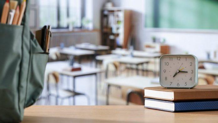 5-raspusta-za-srpske-dake!-od-1.-januara-vaze-nova-pravila