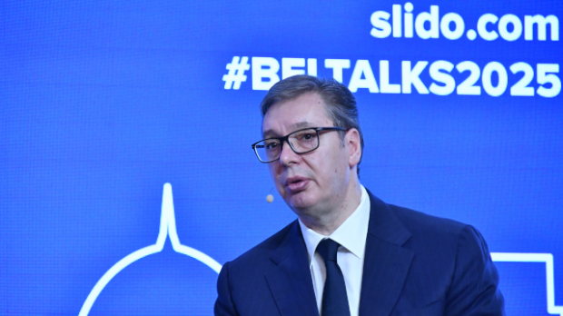 Вучић:-Три-могућа-сценарија-за-НИС,-Србија-би-платила-руски-део-власништва