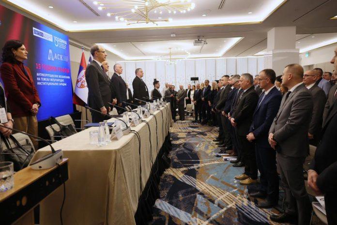 premijer-macut:-srbija-i-u-praksi,-a-ne-samo-na-papiru,-jaca-svoje-antikorupcijske-instrumente