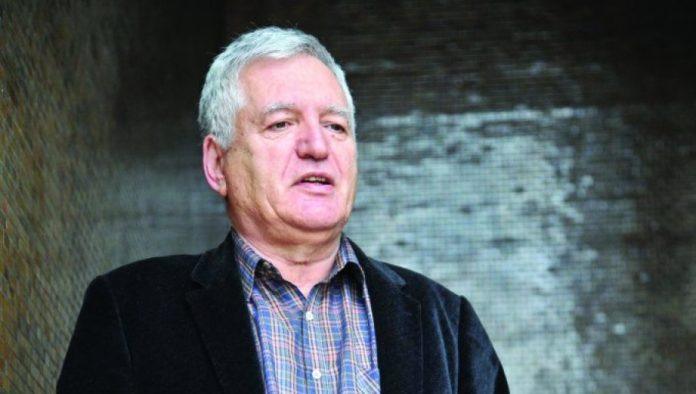 zoran-avramovic,-sociolog:-funkcionalni-jezik-ne-sme-da-potisne-srpski