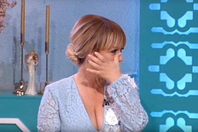 drama-u-porodicnom-domu-nase-pevacice:-cerka-u-losem-stanju,-srce-ce-vam-puci-kad-vidite-sta-je-napisala-deda-mrazu!