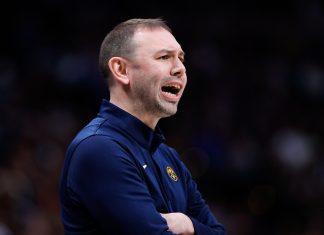 VIDEO Trener Denvera pobesneo usred meča: Zaleteo se na sudiju zbog Jokića, pa isključen video-trener-denvera-pobesneo-usred-meca:-zaleteo-se-na-sudiju-zbog-jokica,-pa-iskljucen