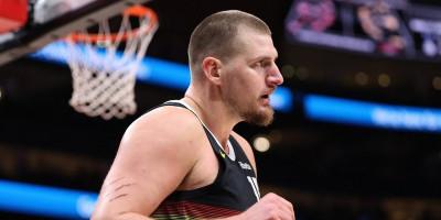 jokic-menja-nba-ligu:-svet-ovo-nije-video,-spanci-predvidaju-srbinu-neviden-rekord