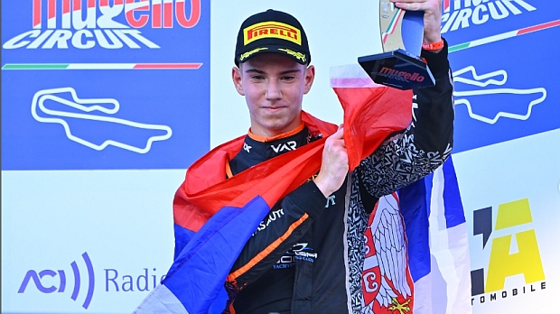 Костић:-Идем-право-ка-Ф1,-та-врата-су-за-мене-отворена,-цела-Србија-да-стане-иза-мене