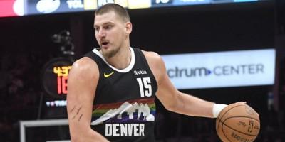 jokic-svake-godine-izgubi-skoro-10000.000-evra?-razlog-je-bizaran,-niko-ne-razume-zasto-to-radi