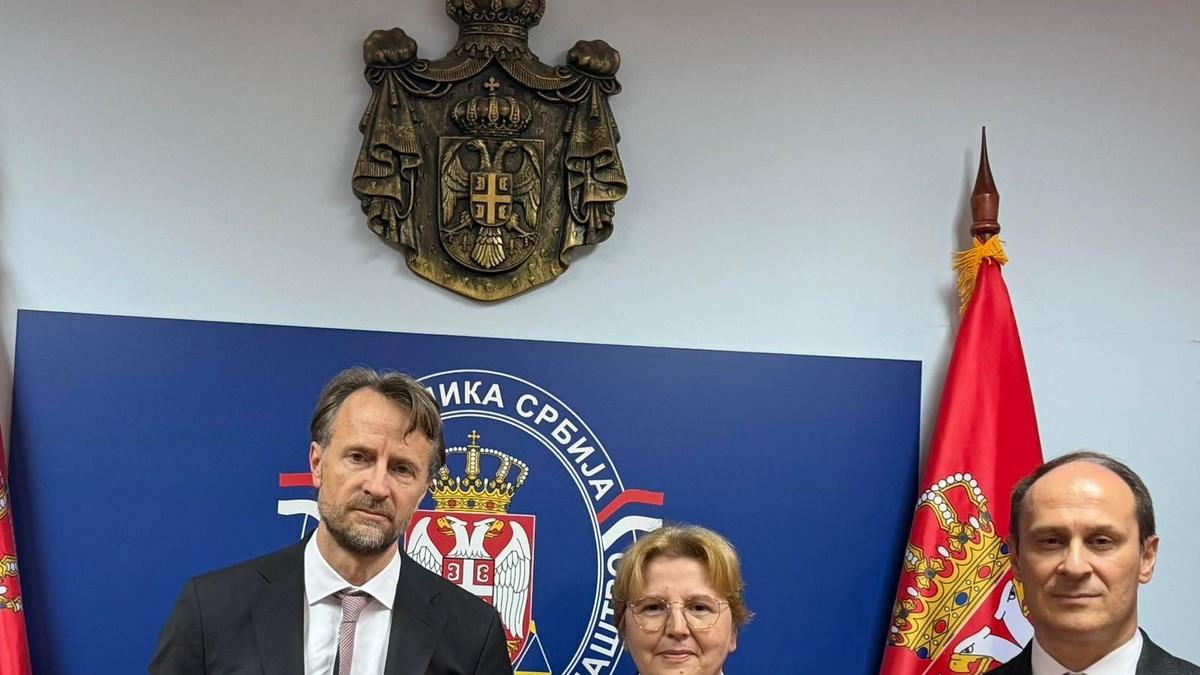 zagorka-dolovac-i-branko-stamenkovic-odrzali-sastanak-sa-andreasom-fon-bekeratom zagorka-dolovac-i-branko-stamenkovic-odrzali-sastanak-sa-andreasom-fon-bekeratom