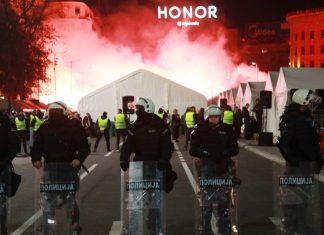 „Za slavlje je jedino njegovo rasformiranje“: Sagovornici Danasa o tome da li će SNS organizovati doček Nove godine u Ćacilendu „za-slavlje-je-jedino-njegovo-rasformiranje“:-sagovornici-danasa-o-tome-da-li-ce-sns-organizovati-docek-nove-godine-u-cacilendu