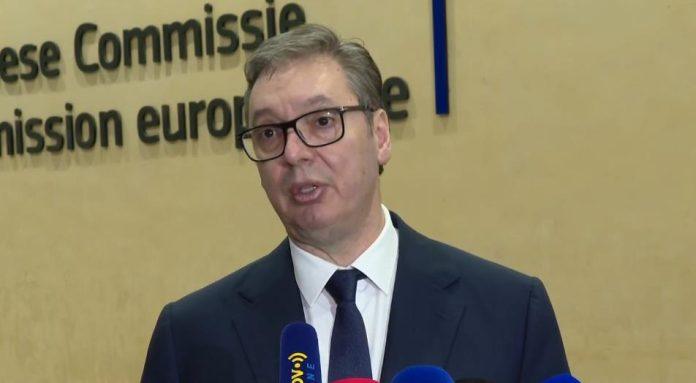 “setacu-sva-tri-dana-u-nisu!”-predsednik-vucic-sutra-otvara-dve-fabrike-svetki-poznatih-kompanija:-njihova-poruka-je-ne-smem-da-setam,-to-je-dehumanizacija!