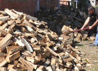 KOJE DRVO JE NAJBOLjE ZA OGREV: Stručnjak otkriva koje daje najviše toplote i najduže gori koje-drvo-je-najbolje-za-ogrev:-strucnjak-otkriva-koje-daje-najvise-toplote-i-najduze-gori