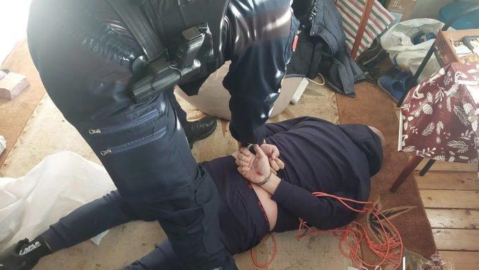 (foto)-ovo-je-brutalno-ubijena-zrtva-lazara-vulevica?-sin-i-braca-se-oglasili-potresnom-porukom:-policija-pronasla-dva-tela-u-stanu-u-niksicu