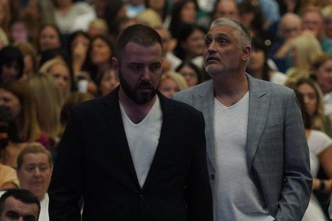 najnovije-oglasavanje-cede-jovanovica!-svi-se-pitaju-sta-se-desava-sa-aleksandrom-kosom,-porucio-ovo!