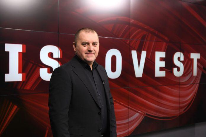 „supruga-i-ja-se-lepo-slazemo-jer-se-malo-vidamo“:-nas-pevac-otvoreno-o-braku