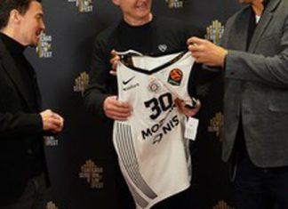 “Brate” odjekuje Čikagom: Stiv Ker i članovi Golden Stejta na projekciji filma o Dejanu Milojeviću /VIDEO/ “brate”-odjekuje-cikagom:-stiv-ker-i-clanovi-golden-stejta-na-projekciji-filma-o-dejanu-milojevicu-/video/