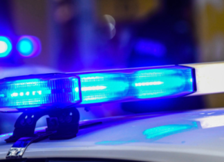 Судар путничког возила и камиона код Горњег Милановца, погинула једна особа Судар-путничког-возила-и-камиона-код-Горњег-Милановца,-погинула-једна-особа