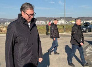 Vučić obilazi proizvodni pogon fabrike Palfinger (VIDEO) vucic-obilazi-proizvodni-pogon-fabrike-palfinger-(video)