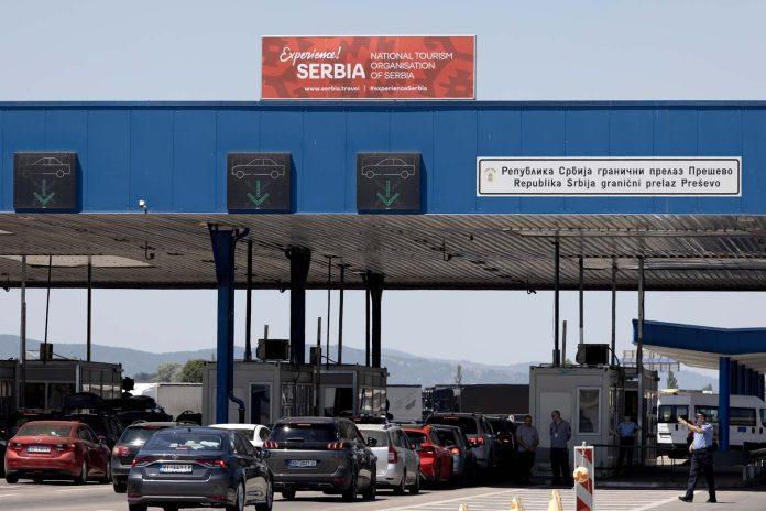 na-prelazu-deneral-jankovic-zaplenjeno-296.000-neprijavljenih-evra