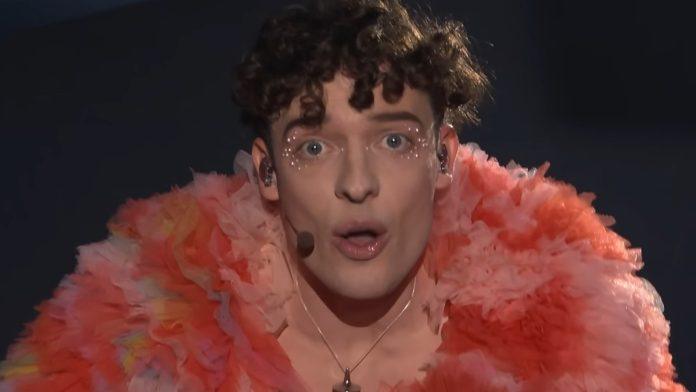 skandal!-pobednik-evrovizije-vratio-trofej-oglasio-se-saopstenjem:-“trebalo-bi-da-bude-jasno-da-nesto-duboko-nije-u-redu”