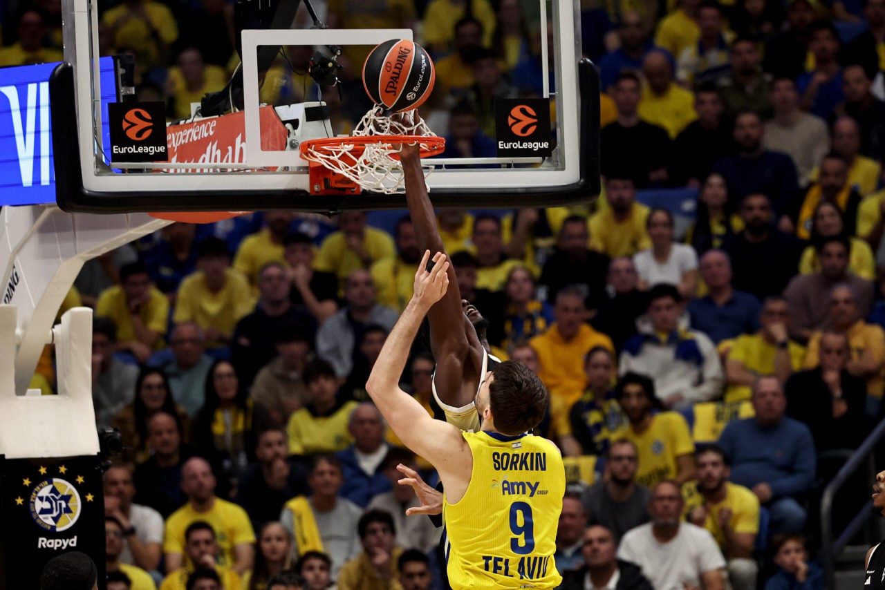 uzivo-zalgiris-slavio-posle-drame,-real-vodi-zestoku-bitku uzivo-zalgiris-slavio-posle-drame,-real-vodi-zestoku-bitku