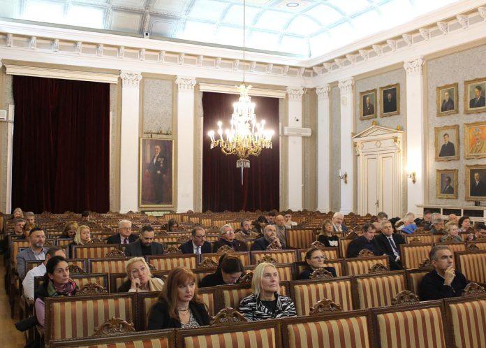 rektorski-kolegijum-i-dekani-bu:-dri-pokusao-da-urusi-visoko-obrazovanje-u-srbiji