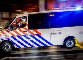 POZNAT RAZLOG JEZIVE NESREĆE U HOLANDIJI: Najmanje devetoro povređeno kada je automobil uleteo u grupu ljudi poznat-razlog-jezive-nesrece-u-holandiji:-najmanje-devetoro-povredeno-kada-je-automobil-uleteo-u-grupu-ljudi