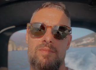 Pevač (43) je izbačen iz Granda, on doneo odluku pa napustio Srbiju i preselio se u Crnu Goru: Sad objavio snimak sa broda, promenio i IMIDŽ pevac-(43)-je-izbacen-iz-granda,-on-doneo-odluku-pa-napustio-srbiju-i-preselio-se-u-crnu-goru:-sad-objavio-snimak-sa-broda,-promenio-i-imidz