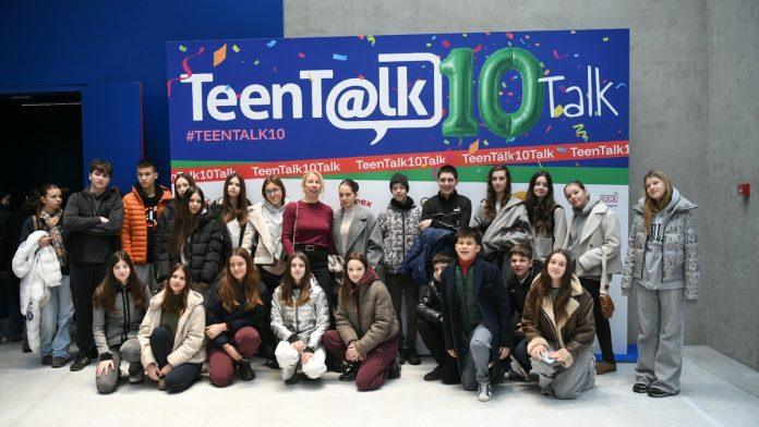 (video)-deseti-teen-talk-kako-su-telefoni-i-algoritmi-postali-prvi-savetnici-mladih,-kako-zapoceti-karijeru,-zamke-chatgpt-i-jos-puno-vaznih-tema-na-konferenciji-za-mlade