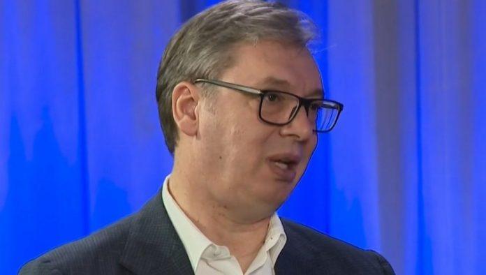 predsednik-vucic-obilazi-kompaniju-yumis-(video)