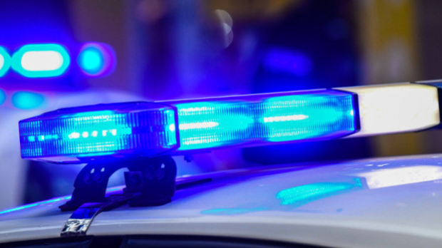 У-кући-у-Бечмену-код-Сурчина-пронађено-тело-мушкарца,-сумња-се-на-експлозију