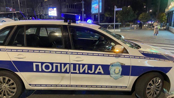 policija-traga-za-ovim-covekom-“audijem”-pokosio-zenu-u-beogradu,-ostavio-auto-i-pobegao:-povredena-zena-u-teskom-stanju-prevezena-u-urgentni-centar