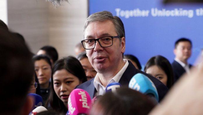 vucic-u-kineskom-kulturnom-centru:-mi-mozemo-da-budemo-prva-zemlja-u-evropi-koja-ce-da-proizvodi-ovakve-robote-(video)