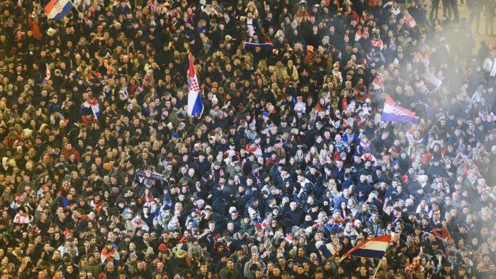 oglasilo-se-ministarstvo-spoljnih-poslova-srbije-nakon-doceka-uz-tompsona-u-zagrebu:-“sve-ucestalije-isticanje-simbola-iz-drugog-svetskog-rata-u-hrvatskoj”