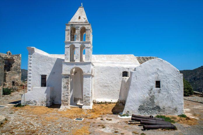 dobicete-besplatnu-kucu-i-18.000-evra-ako-se-preselite-na-ovo-prelepo-ostrvo-u-grckoj